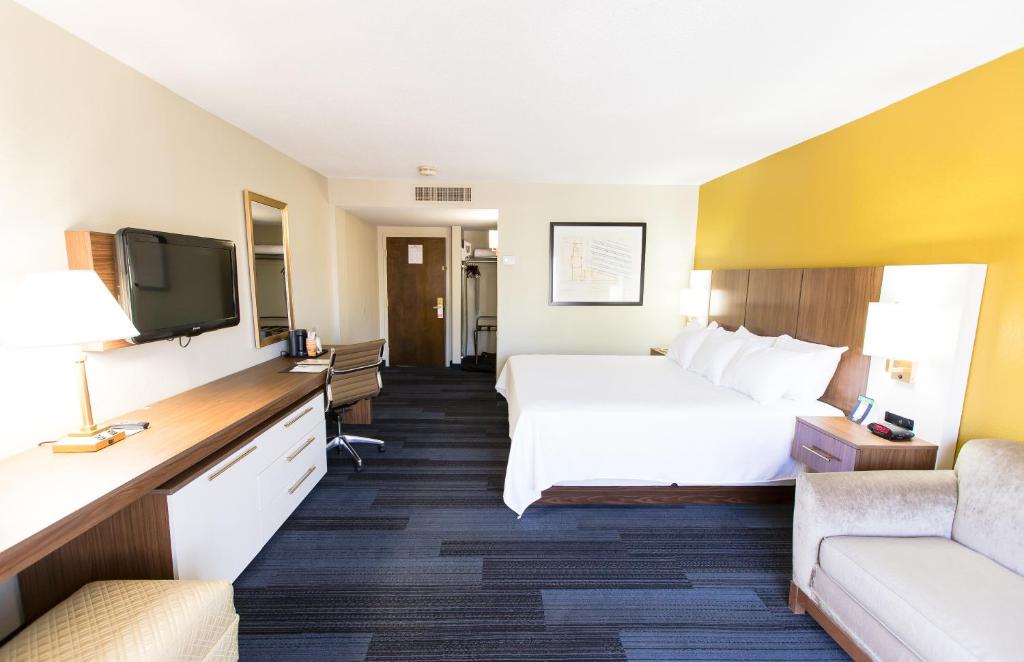 Room image 1